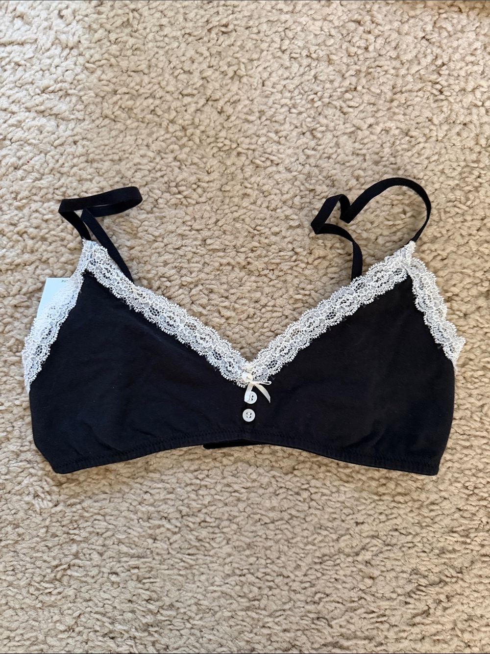 Brandy melville  Black Maddie Lace Trim Bralette